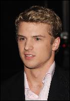 Freddie+Stroma+Creation+UK+Film+Premiere+yB6PZFF1R67l (412x594, 53 kБ...)
